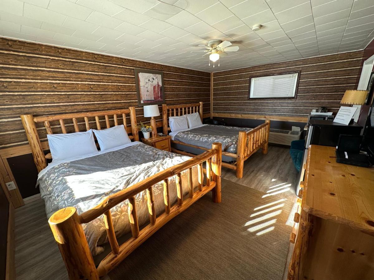 Pinecrest Motel Nipigon 외부 사진
